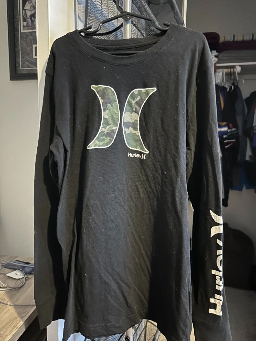 Hurley Boys Large 12/13 Black Camo Logo Long Sleeve Shirt